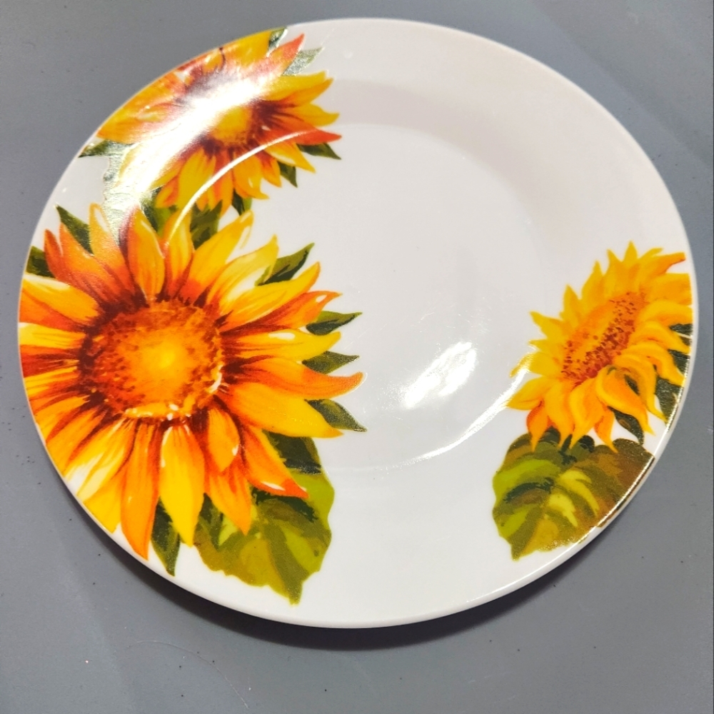 Sunflower Plate - Picture 1 of 2